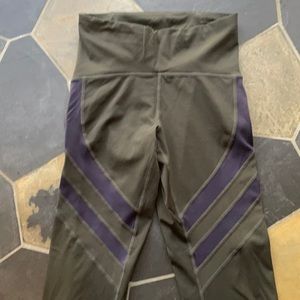 Zyia Olive Mesh Luxe Leggings